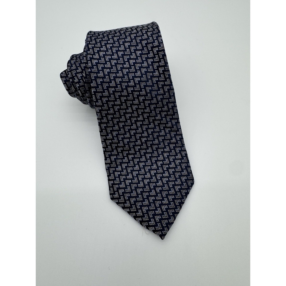Michael Kors Tie Navy Blue Geometric Pattern 100% Silk Mens Classic Necktie